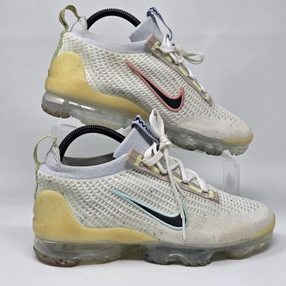 Nike Vapormax 2021 FK Sneakers DQ7758-100 Youth Size 5.5Y Women's Size 7